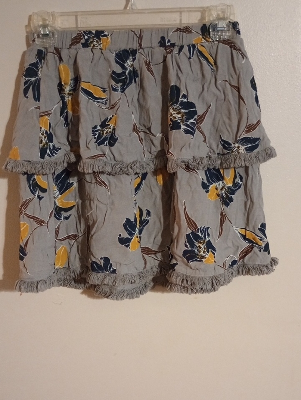 Together By Febrik Gray Tiered Strapless Top with Navy & Yellow Floral Sz Medium
